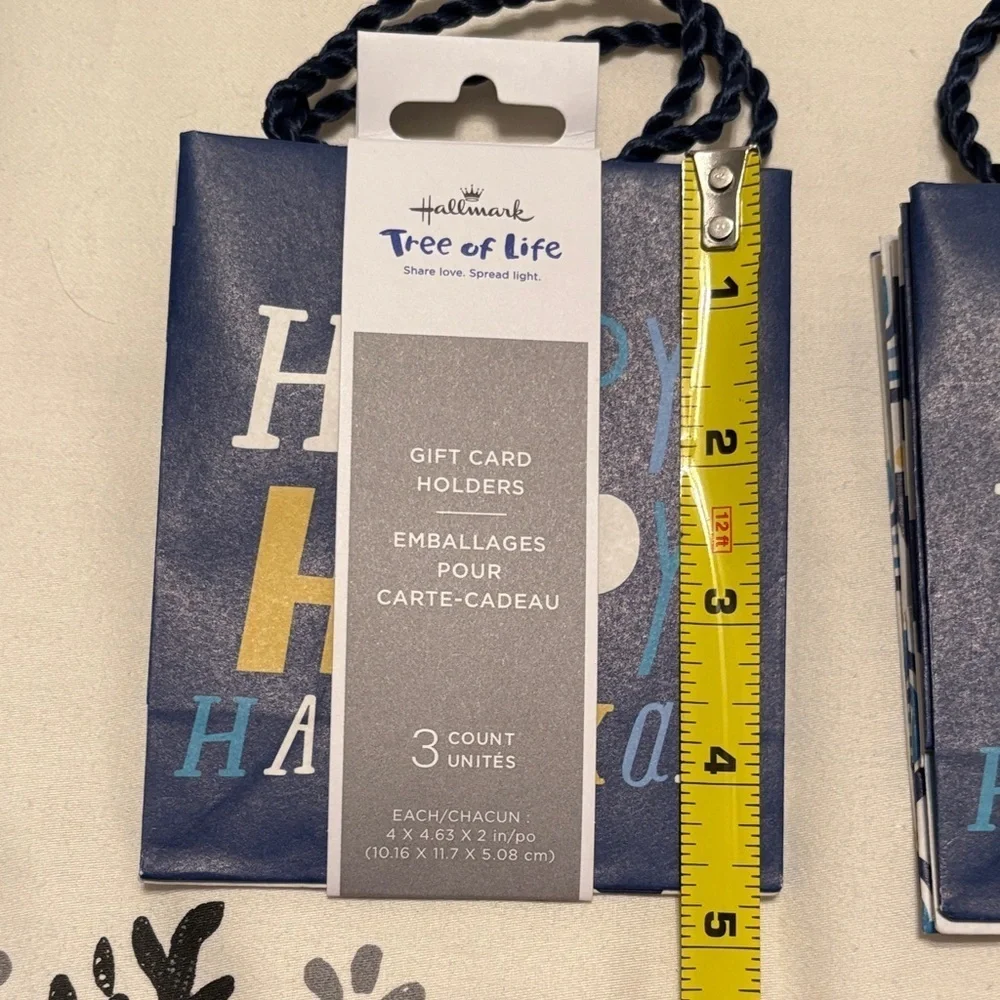 Hallmark Tree of Life Hanukkah Bulk Gift Bags Bundle (Pack of 10)